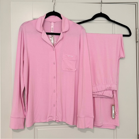 Skims Sleep Long Sleeve Button Up Set - Bubble Gum - Picture 3 of 6